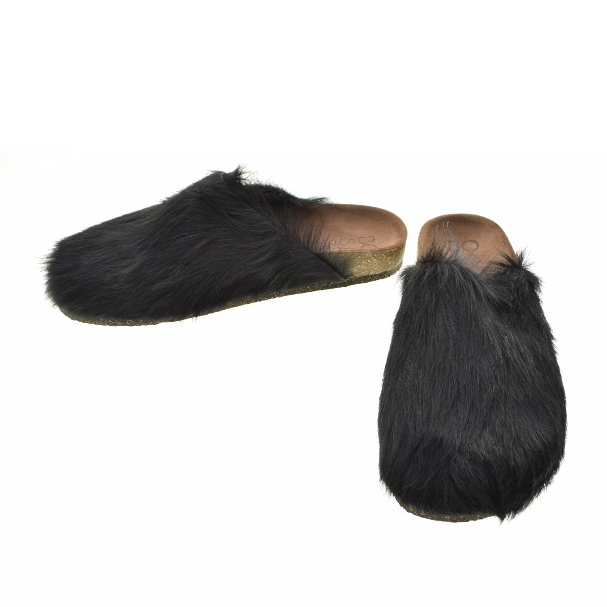 000000662589_tCIbOuq.jpg