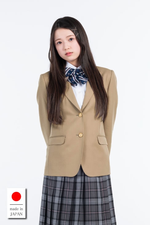 ベージュのスクールブレザーは制服通販のカンコーオンラインショップ原宿
