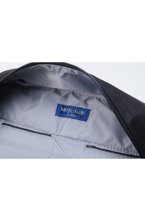 通学リュック デイパック ブラック×サックス / MICHEL KLEIN
