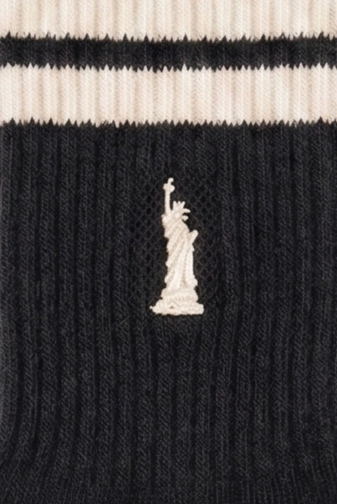 片面刺繍ライン入りソックス / EASTBOY（イーストボーイ）