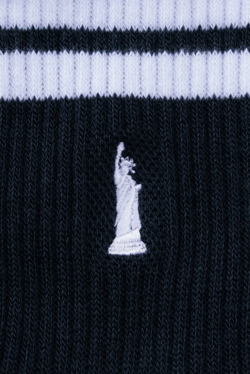 片面刺繍ライン入りソックス / EASTBOY(イーストボーイ)