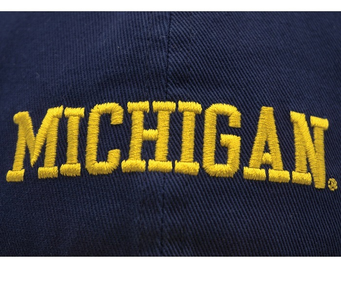 ˹�� ����å� MG UNV US COLLEGE WASHED CAP �ߥ�������� ����ꥫ ����å� ����å� �ͥ���/�ޥ�������