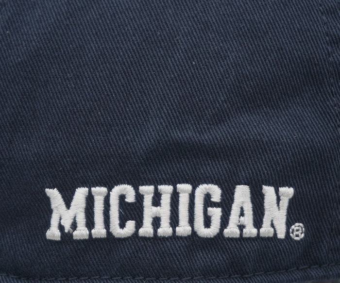 ˹�� ����å� MG UNV US COLLEGE WASHED CAP �ߥ�������� ����ꥫ ����å� ����å� �ͥ��ӡ�