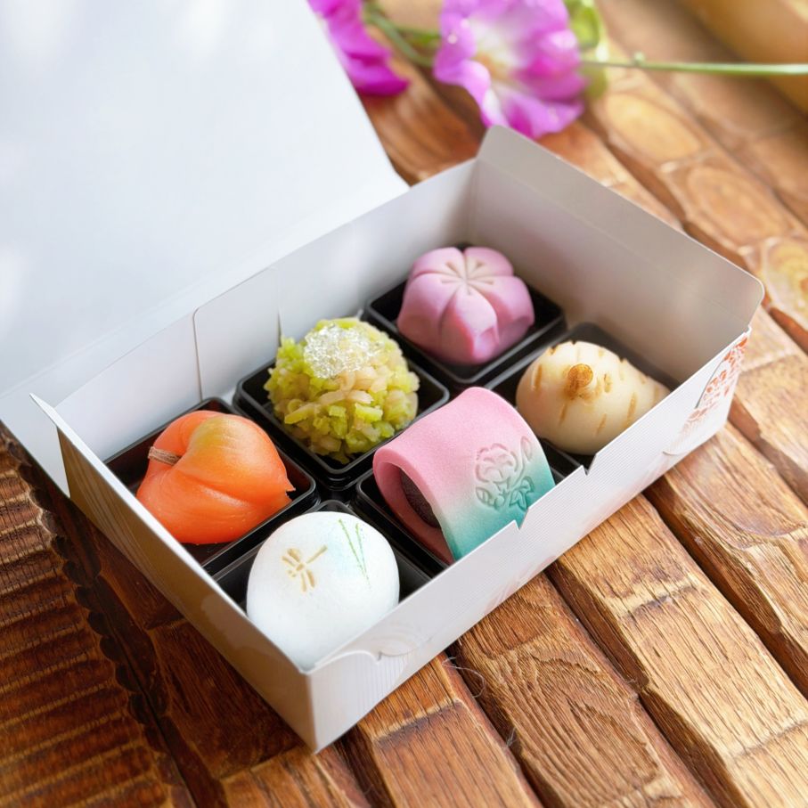 8月の上生菓子6個（簡易箱入）