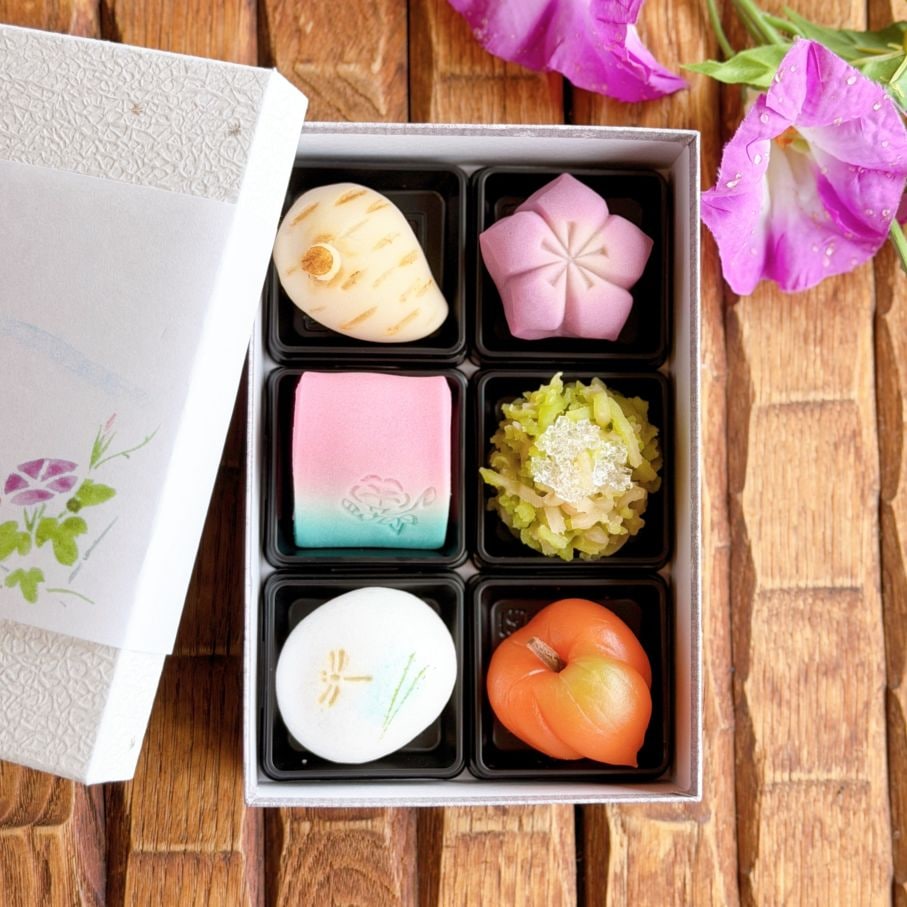 8月の上生菓子6個（化粧箱入）