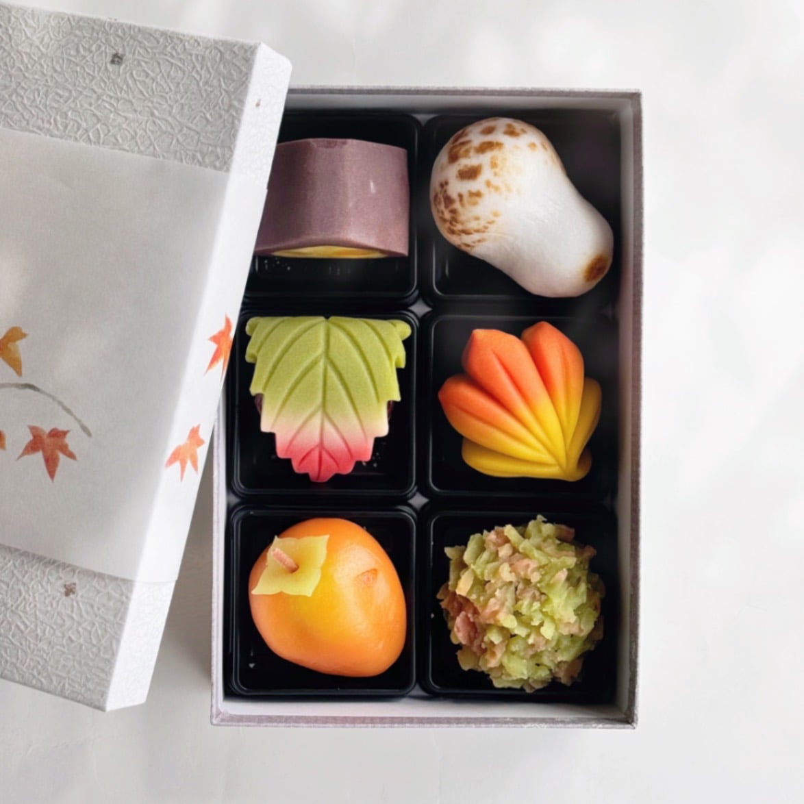 10・11月の上生菓子（6個入・化粧箱）