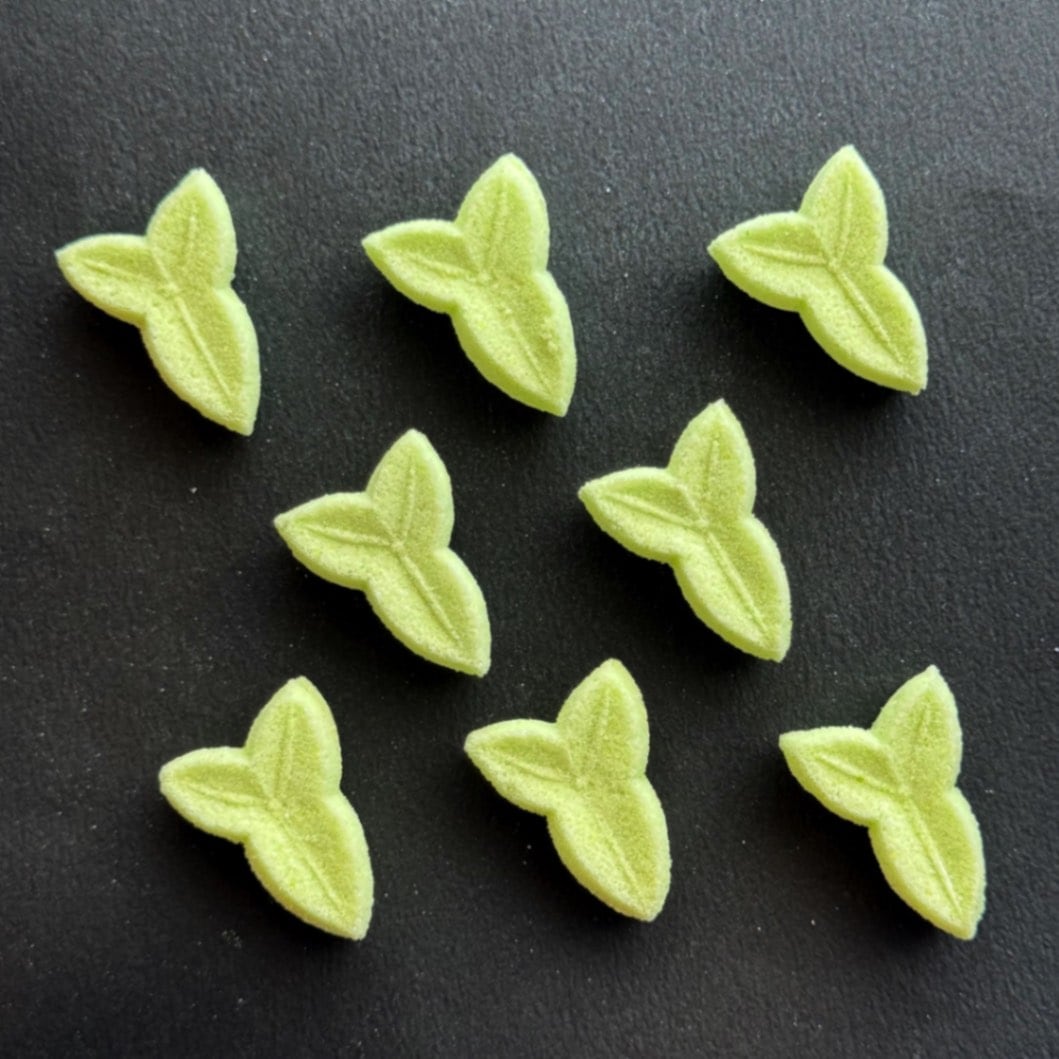 落雁・沢瀉（おもだか）・8個入り