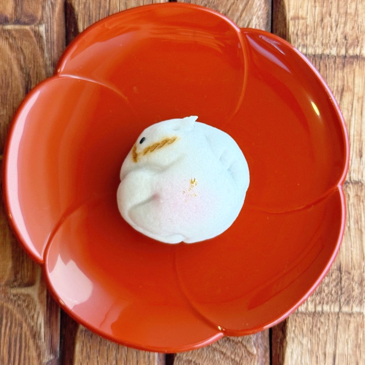 お正月上生菓子「干支薯蕷饅頭・丙午（ひのえうま）」