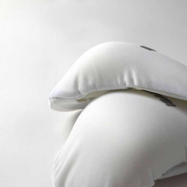 リバーシブル拳サポーター