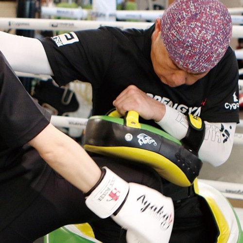 2古田選手サイン入りキックミットISAMI martial arts world 2古田選手サイン入りキックミットISAMI martial arts world ミット