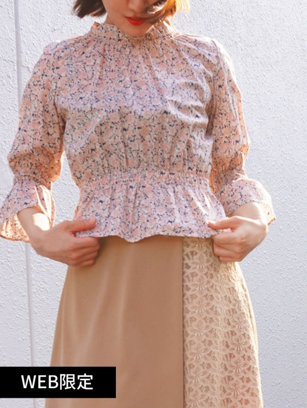 プリント立衿8分袖シャーリングブラウス＜アウトレット均一価格＞