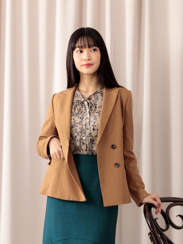 【40%OFF】梳毛調合繊ピークドラペルダブルブレストジャケット