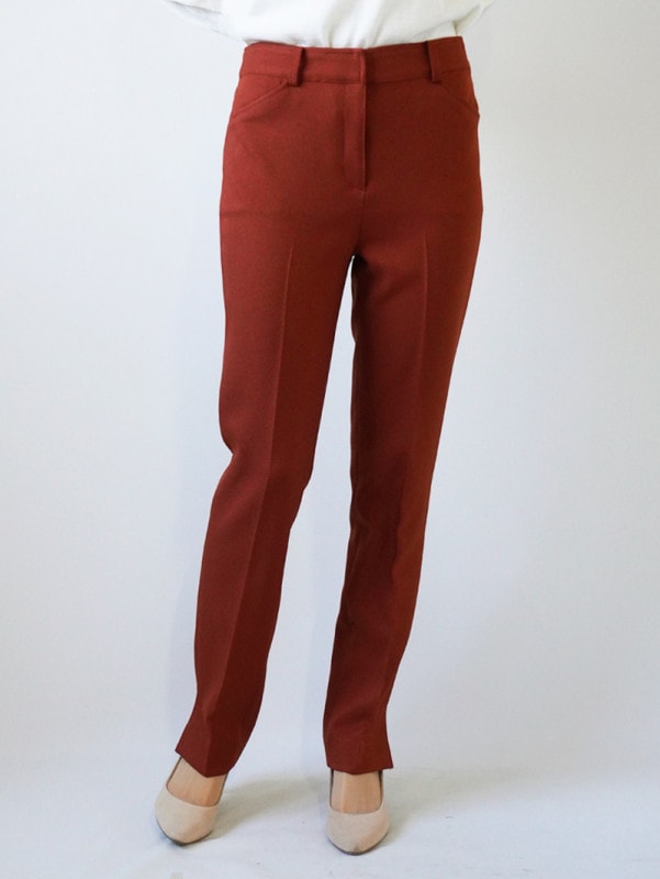 【60％OFF】エスウールツイルスリットセンタープレスパンツ