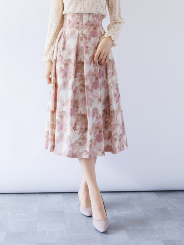 ぼかしプリントタックスカート