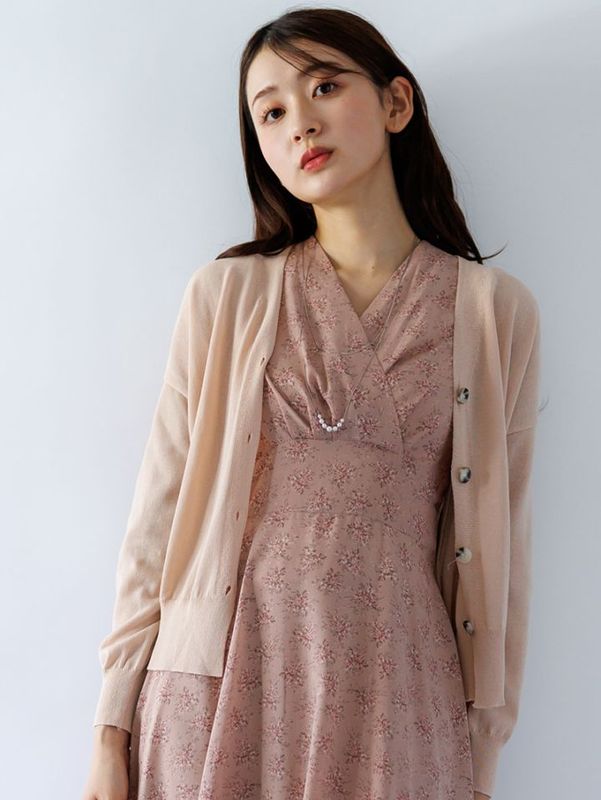 Ｖネックカーデ