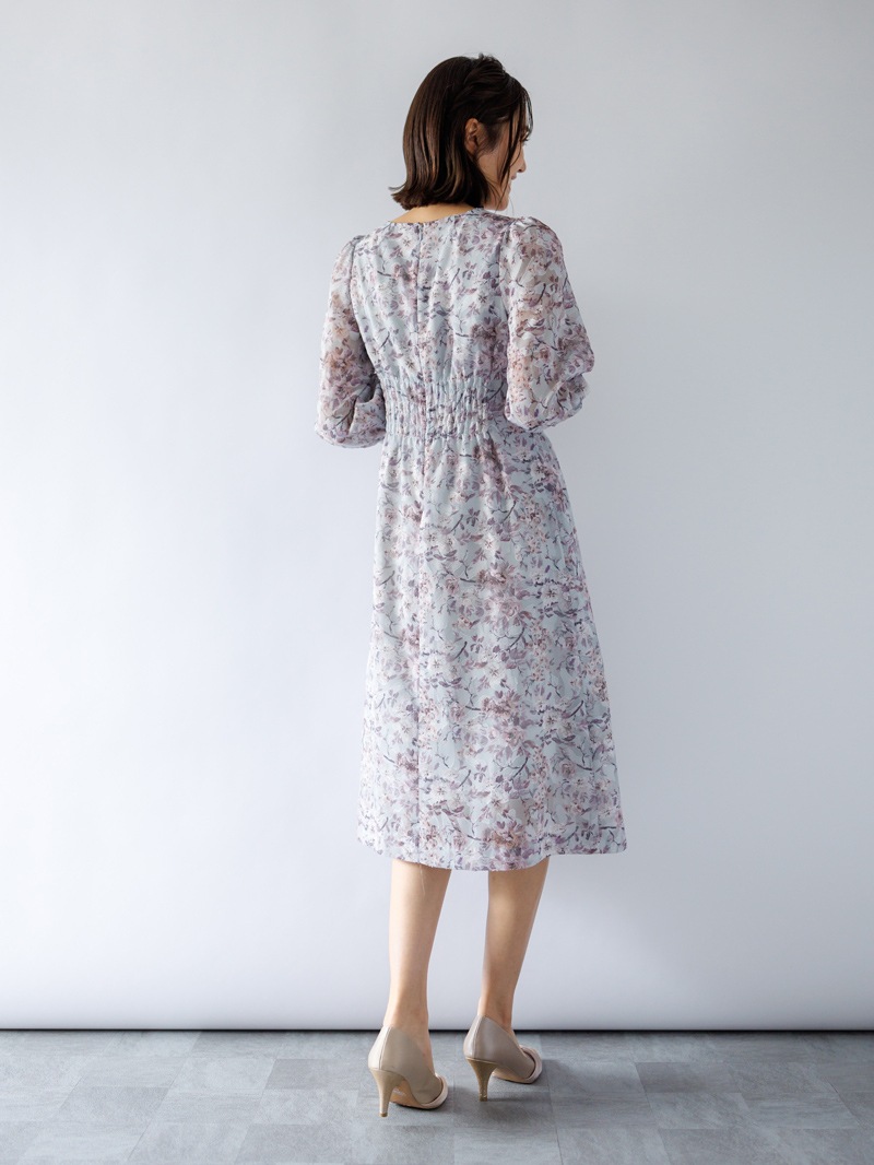 カットジャガード×プリントタックワンピース