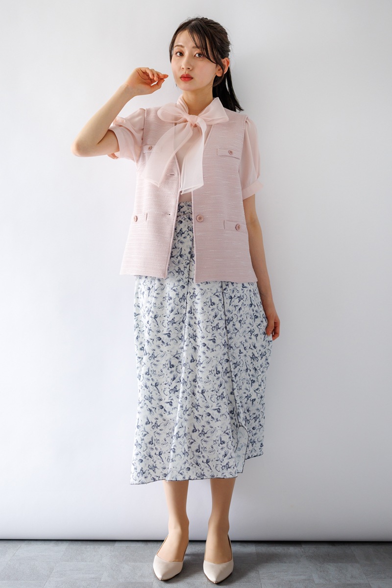 ファンシーツィード ショート丈ジレ