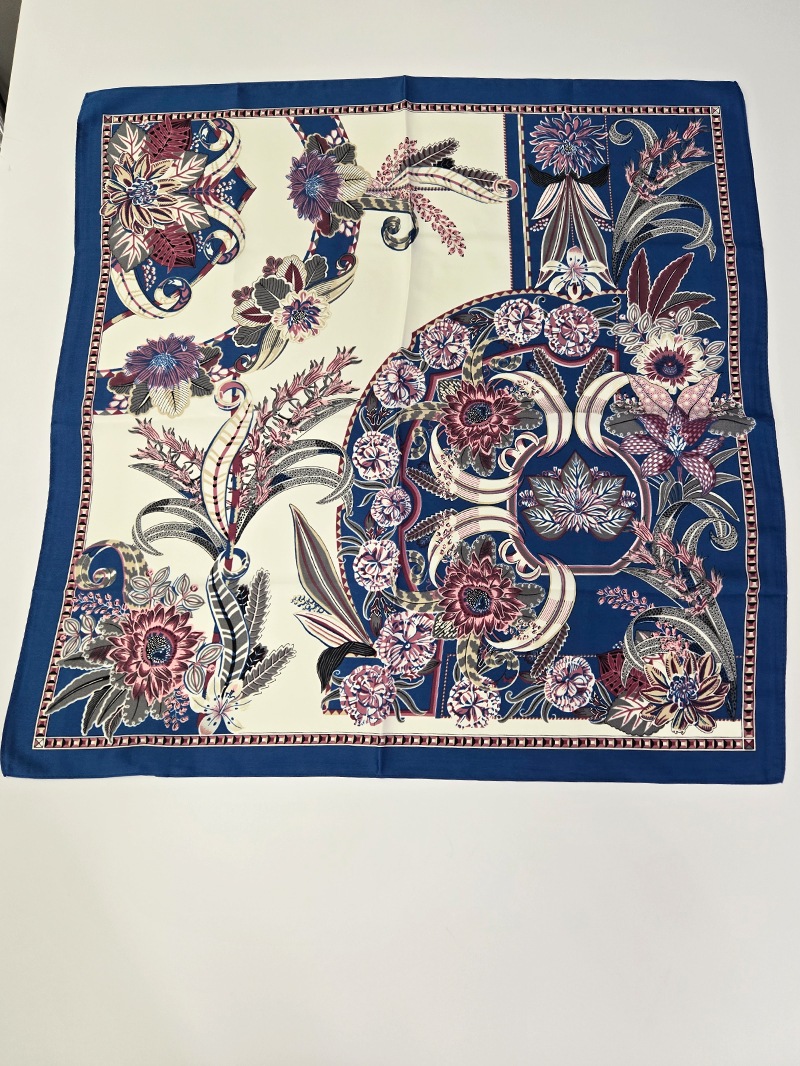 【50%OFF】花柄　大判スカーフ