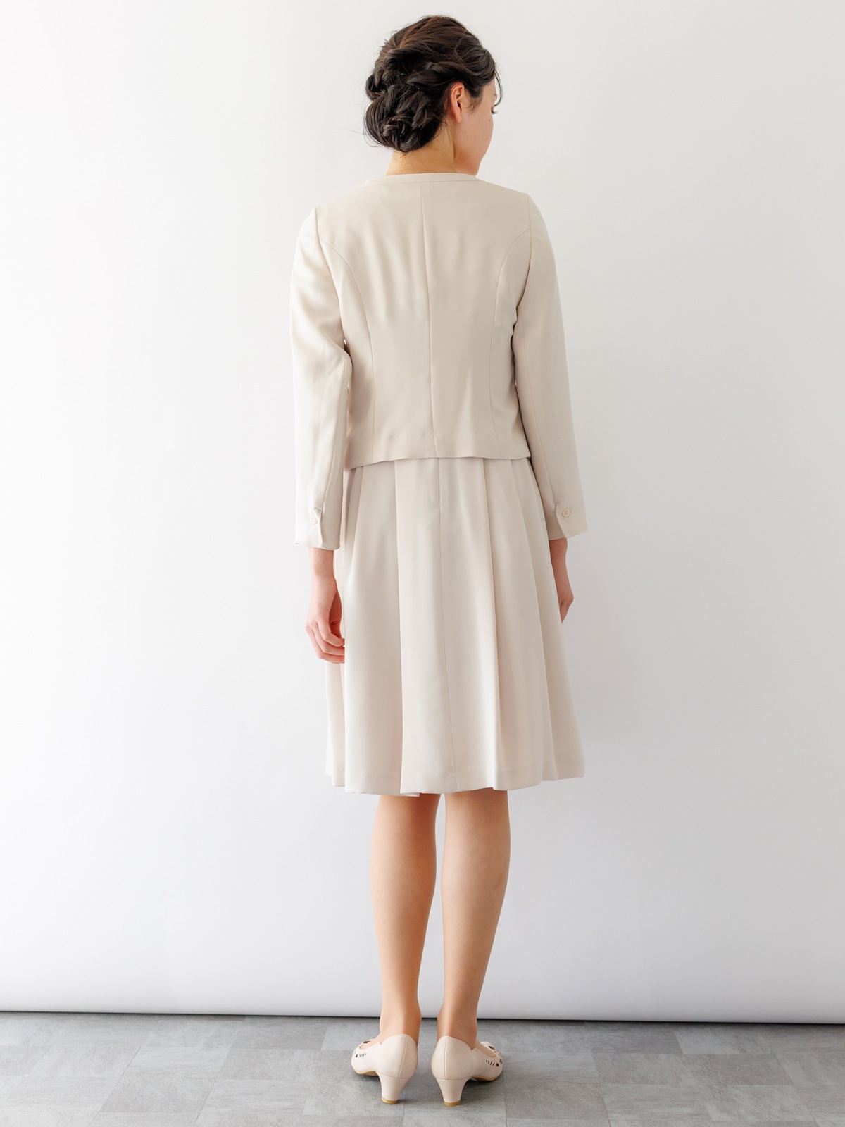 フレンチキスノーカラージャケット