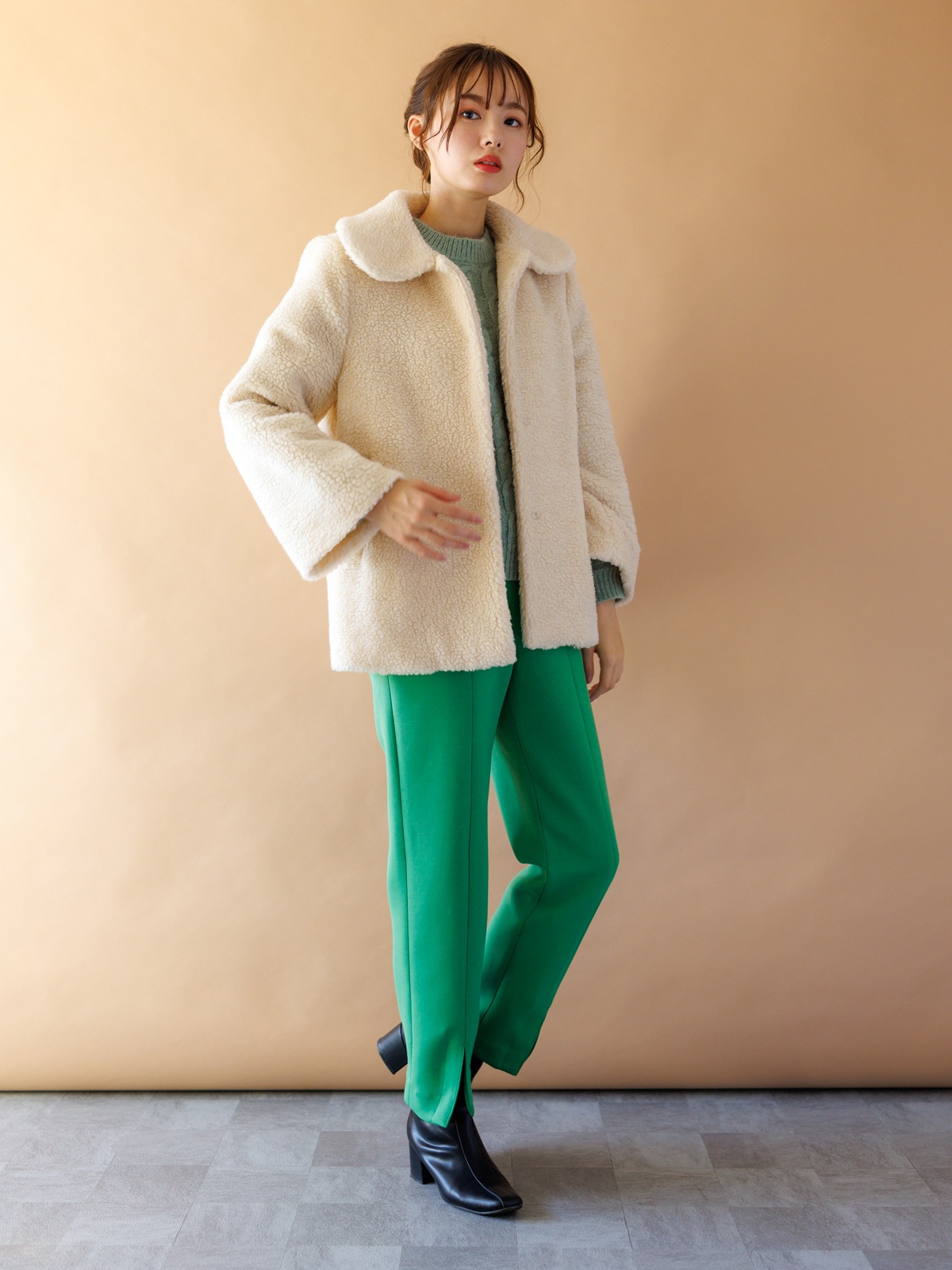 5Gケーブル編み丸首ニット＜アウトレット均一価格＞