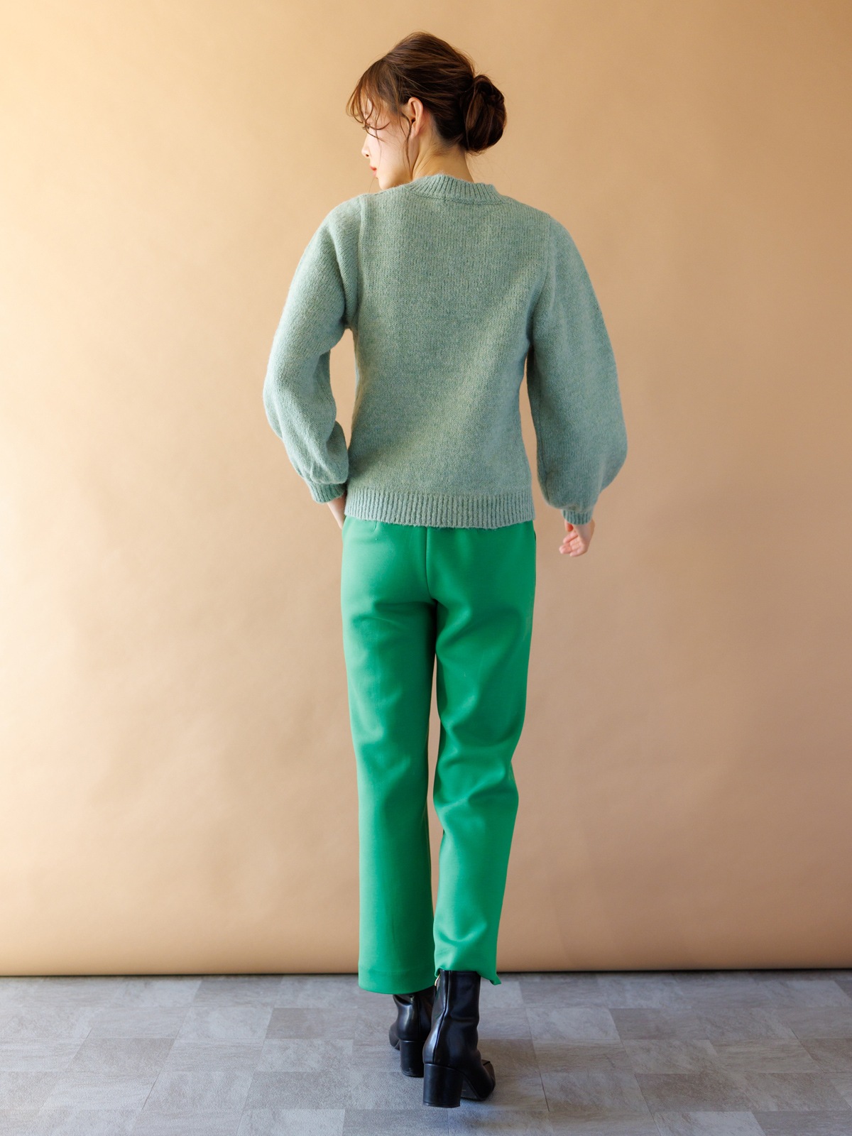 5Gケーブル編み丸首ニット＜アウトレット均一価格＞