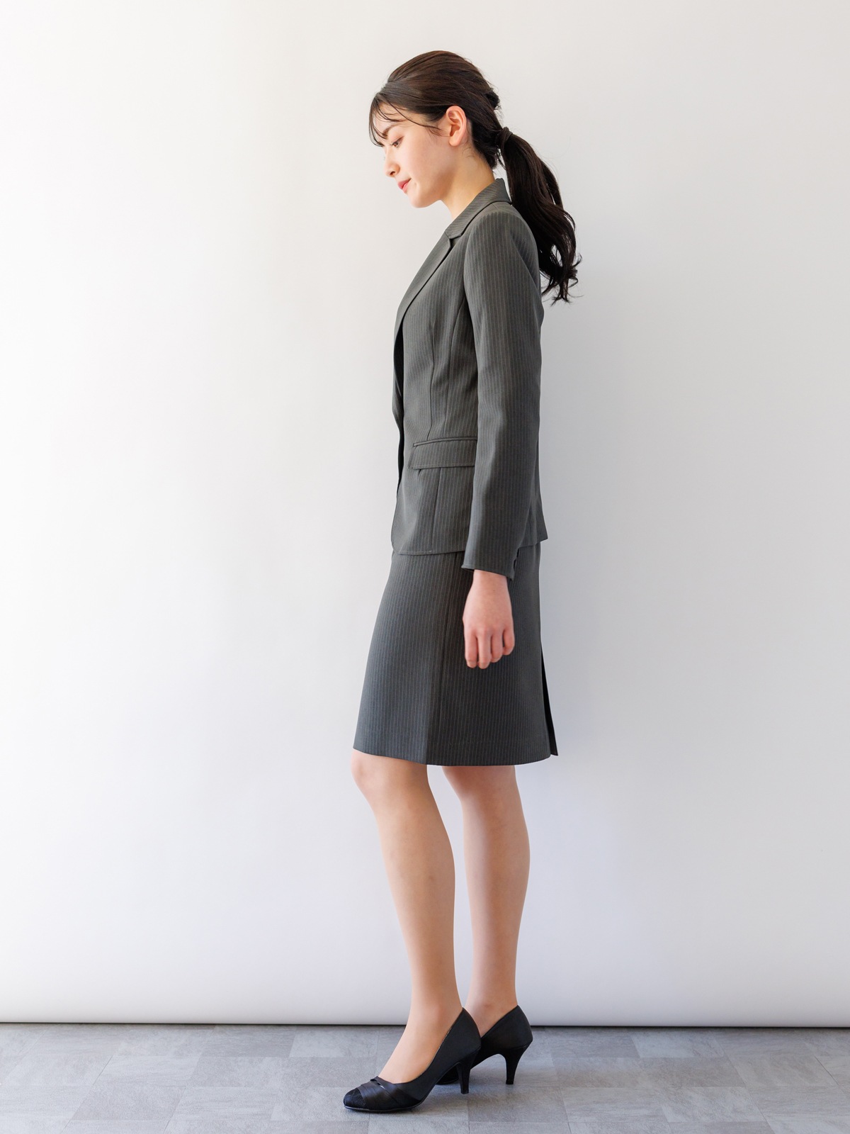 ソリビアストライプロングテーラージャケット