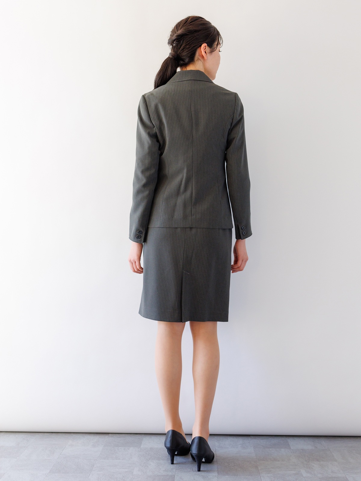 ソリビアストライプロングテーラージャケット