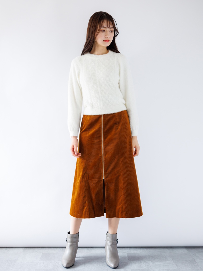 ミンクライクファー立衿ケーブル柄ニット＜アウトレット均一価格＞