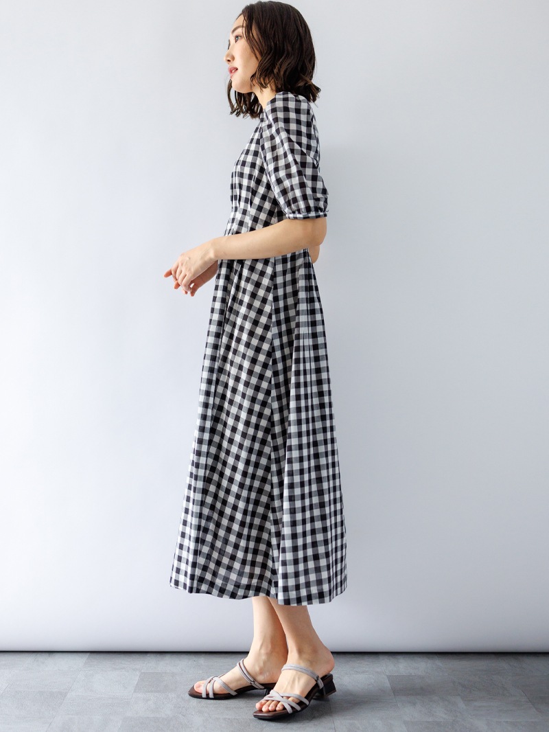 シャーリングワンピース セール】スクエアネックシャーリングワンピース（ワンピース