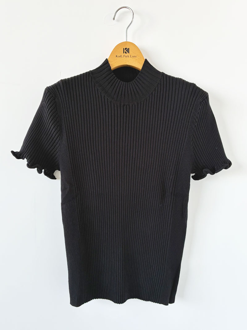 【65%OFF】袖口フリルハイネックニット