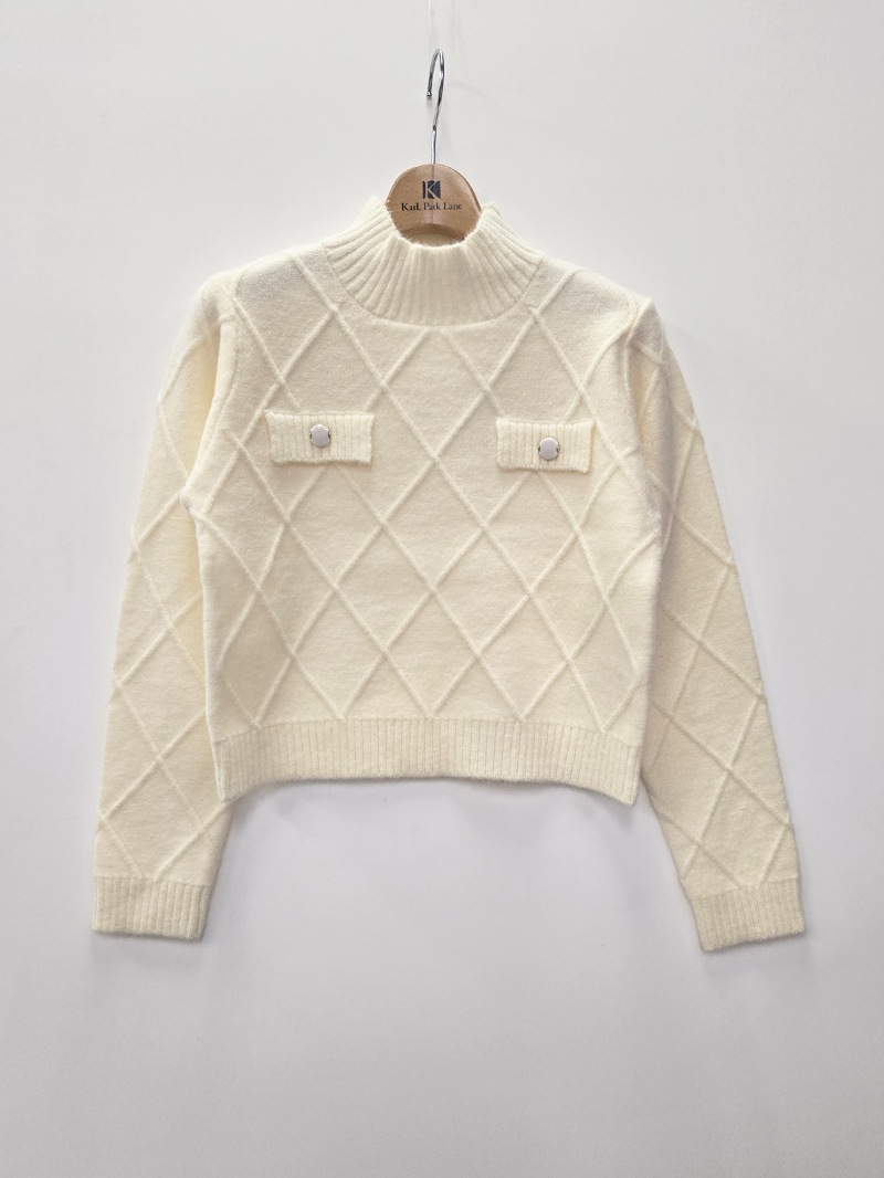 【20%OFF】ダイヤ柄編みタブ付ニット