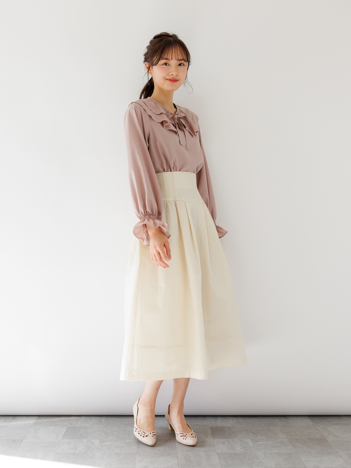 【4,500円均一】ビッグ衿リボンブラウス