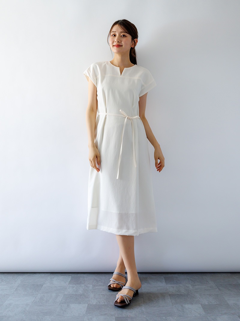 フレンチスリーブワンピース
