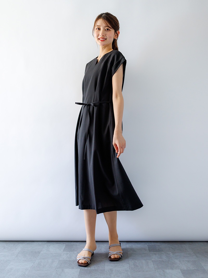 フレンチスリーブワンピース