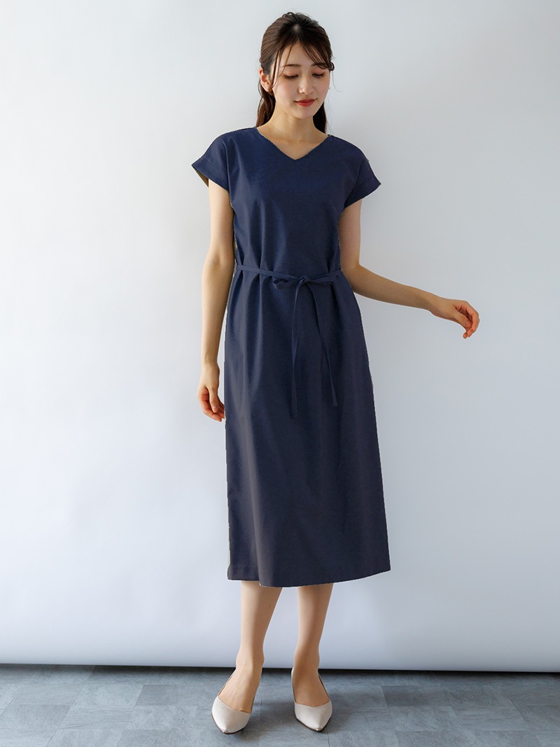 無地ﾌﾚﾝﾁｽﾘｰﾌﾞｽﾄﾚｰﾄﾜﾝﾋﾟｰｽ