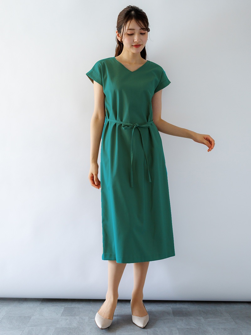 無地ﾌﾚﾝﾁｽﾘｰﾌﾞｽﾄﾚｰﾄﾜﾝﾋﾟｰｽ