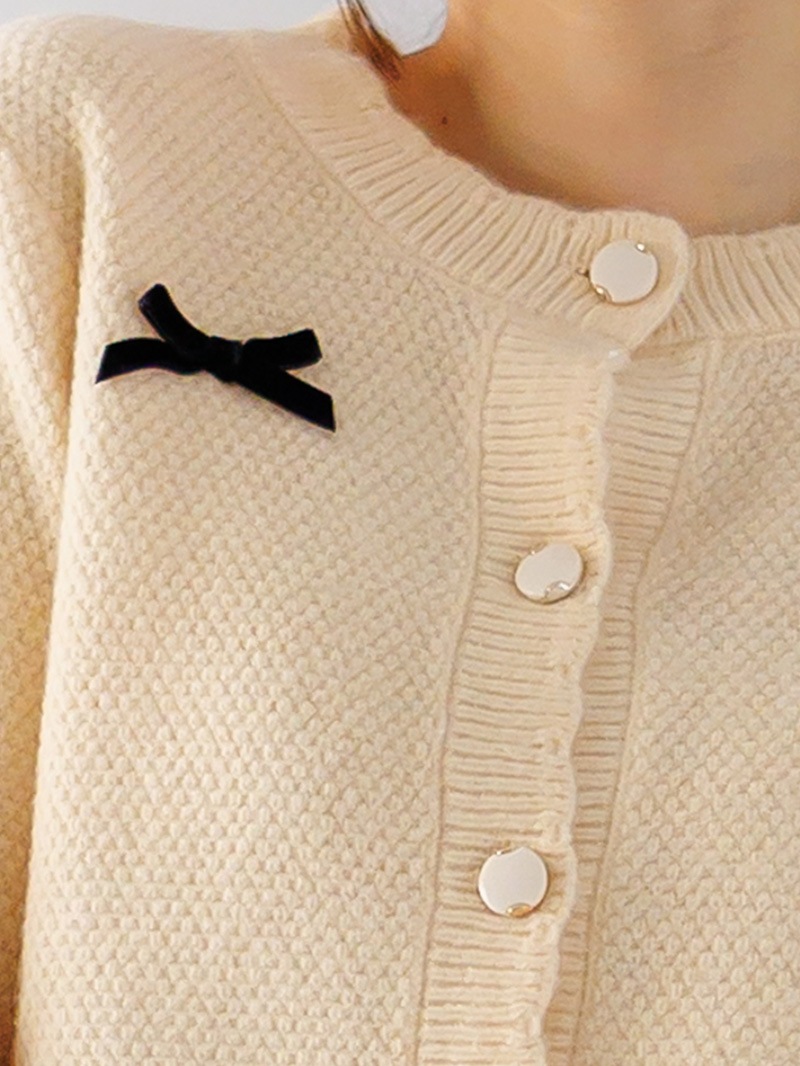 【40％OFF】ベルベットリボン付丸首ピコカーデ