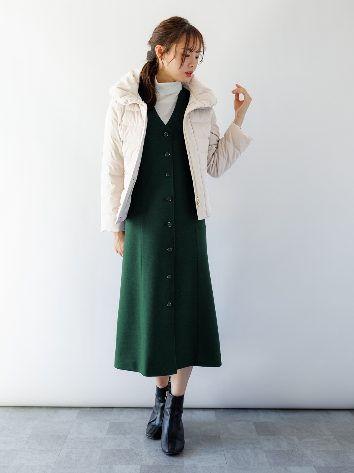 綾ストレッチ ショートダウン