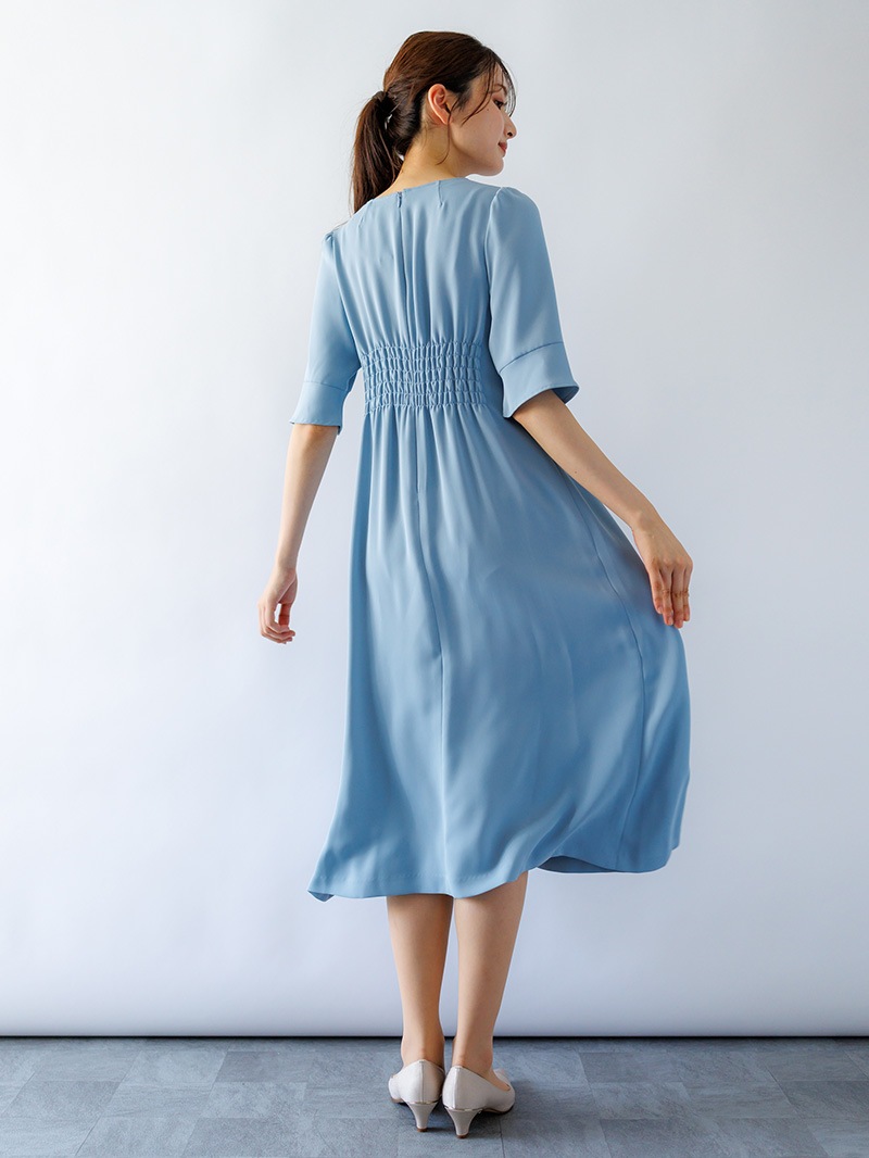 ダブルクロス 後シャーリングワンピース