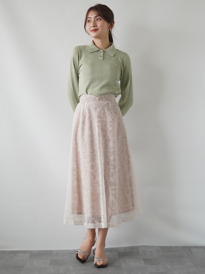 【20％OFF】ケーブル柄衿付きニット