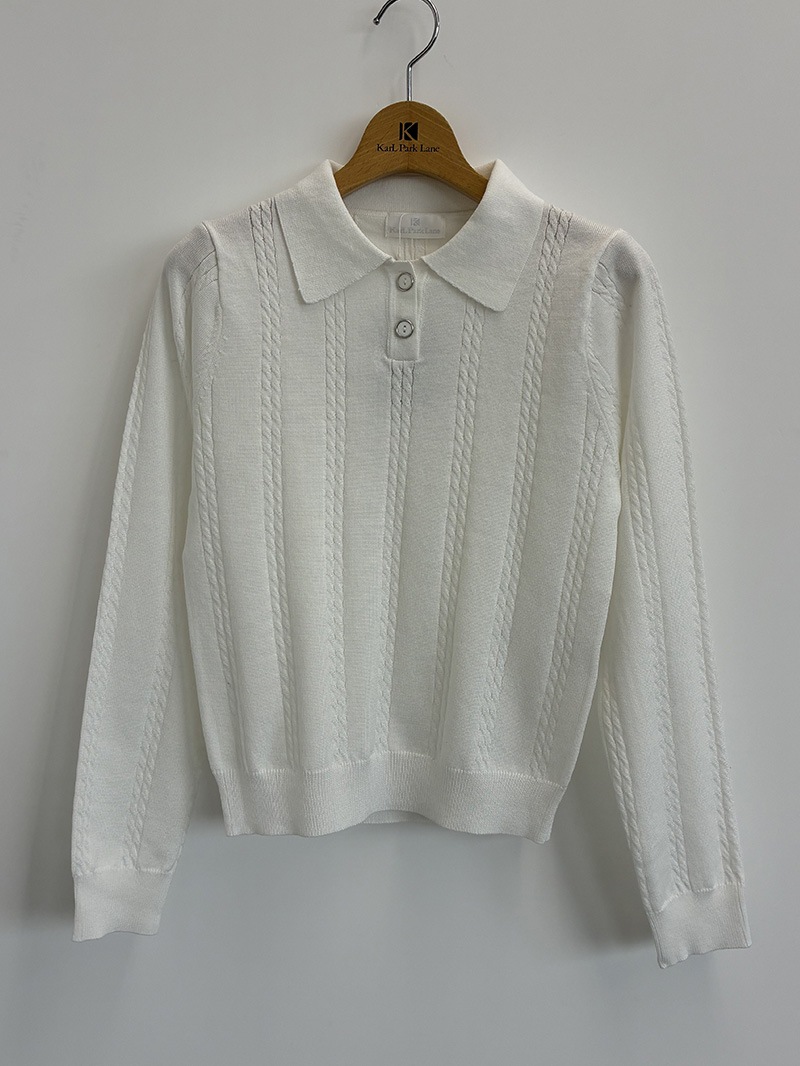 【20％OFF】ケーブル柄衿付きニット