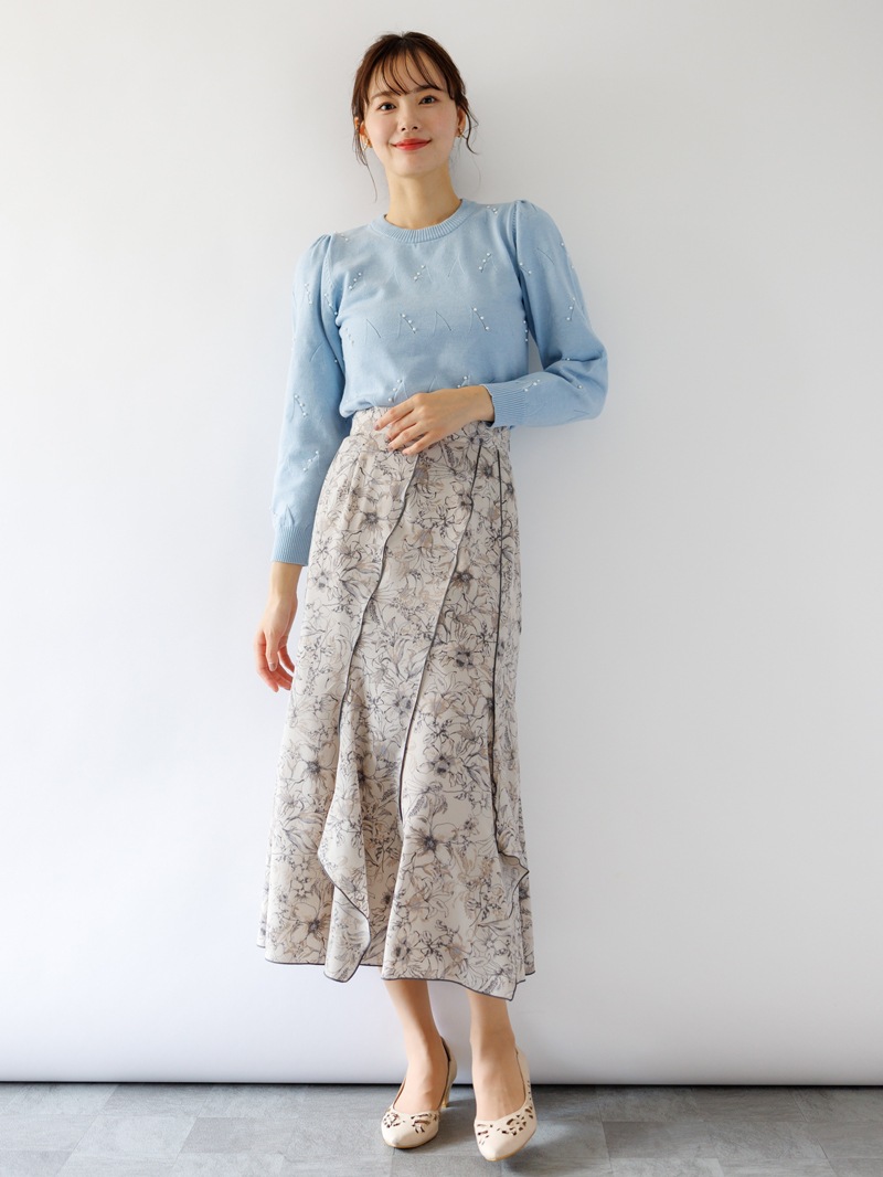 パール刺繍丸首ニット<アウトレット均一価格>