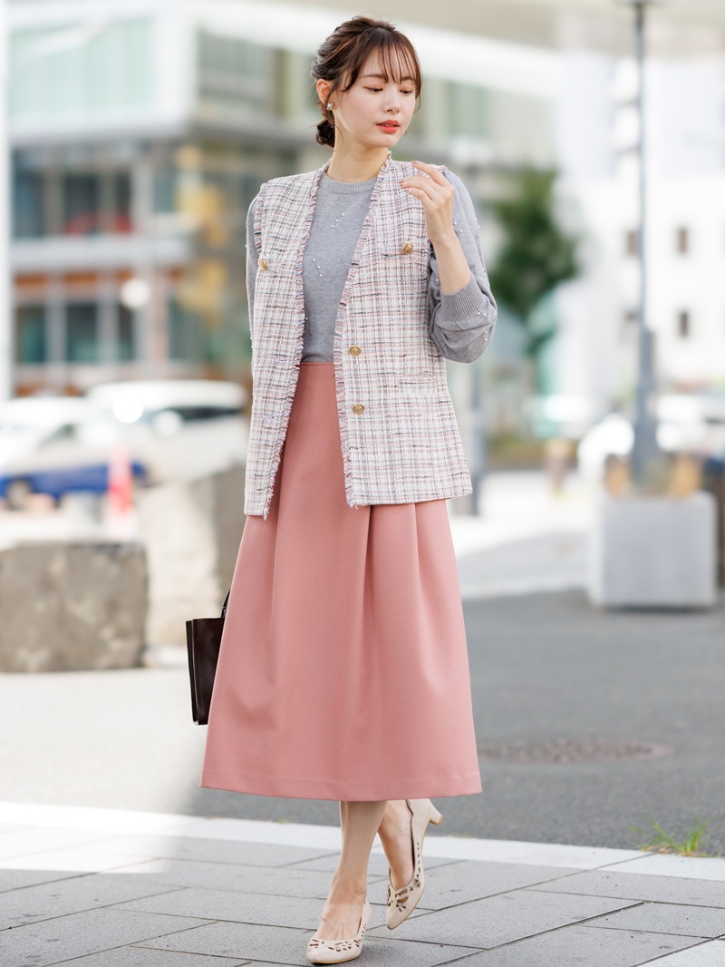 パール刺繍丸首ニット<アウトレット均一価格>