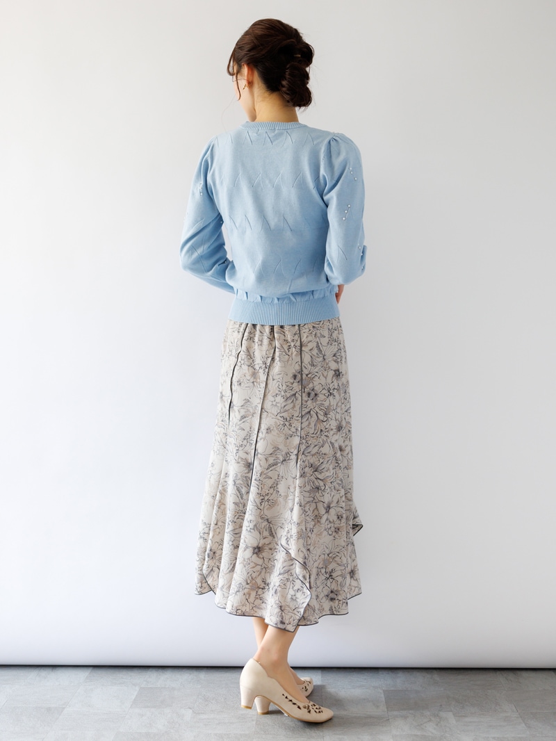 パール刺繍丸首ニット<アウトレット均一価格>