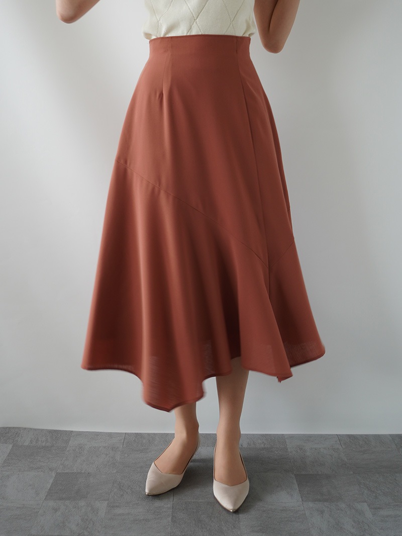 【30％OFF】切替アシメトリーフレアースカート［丈65㎝以上］