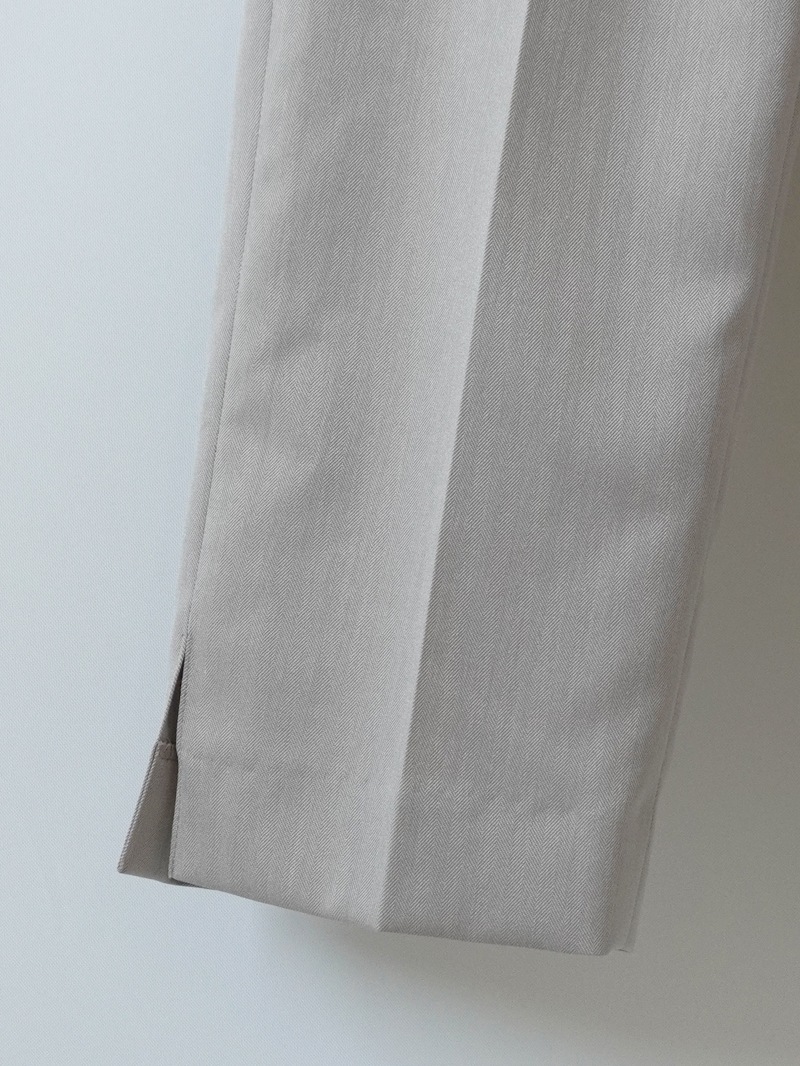 THEヘリンボーンウエストゴムセンタープレスパンツ