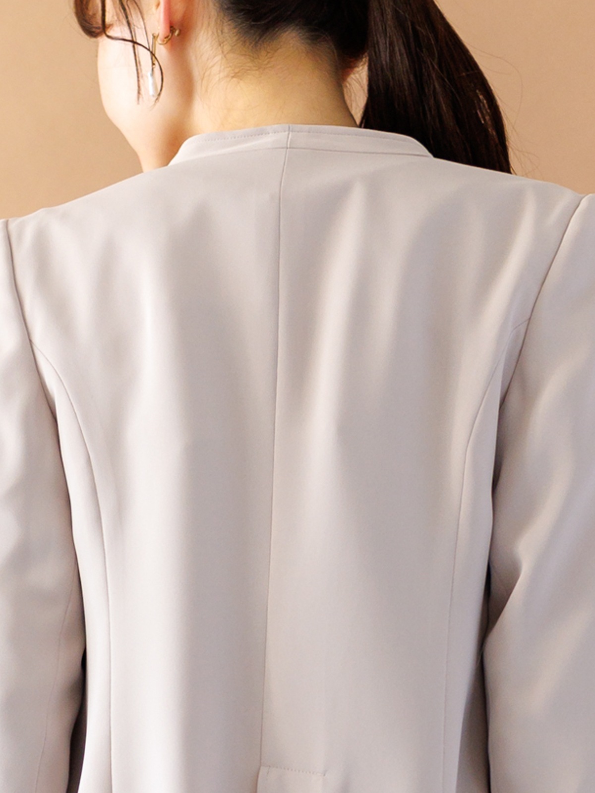 ダブルクロスキーネックジャケット