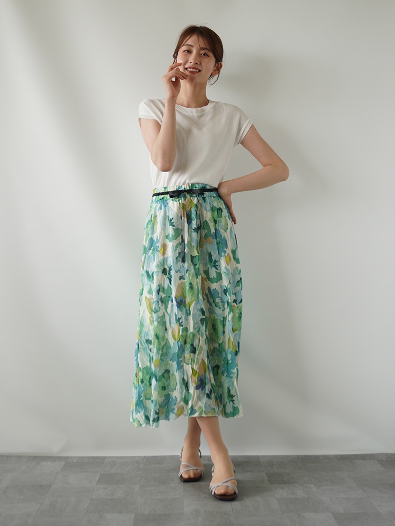 【30％OFF】葉柄シワ加工スカート［丈65㎝以上］