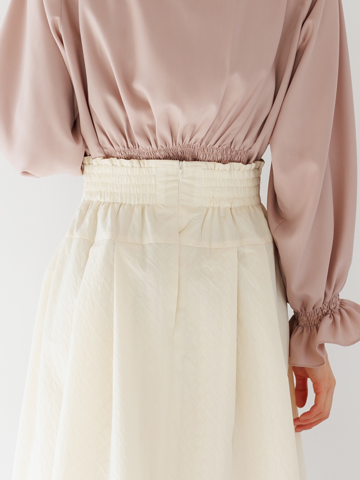 キルト風ボリュームタックスカート