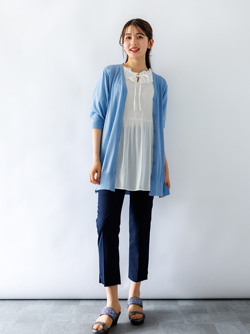 Vネックロングカーデ